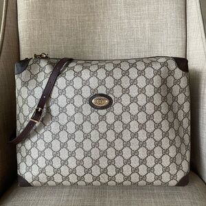 Authentic Gucci GG Coated Canvas Beige/Brown Crossbody Bag 🤎❤️💚 Clutch Bag